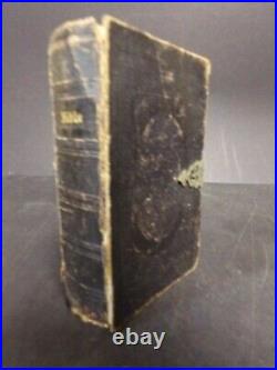 1860 Civil War Bible signed by Union & Confederate Soldiers