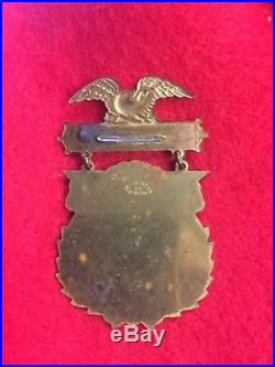 1909 United Confederate Veterans Civil War Reunion Souvenir Medal Pin Memphis TN