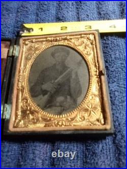 Antique 1/6th Plate Civil War Confederate Soldier With Musket. CA1