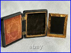 Antique Civil War Confederate Soldier Pistol Daguerreotype Gutta Percha Case