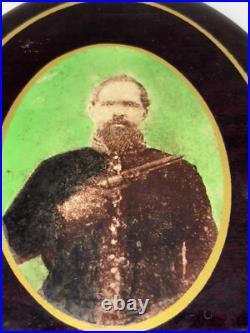Antique ID Civil War Confederate Soldier Revolver Celluloid Tintype Photograph