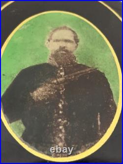 Antique ID Civil War Confederate Soldier Revolver Celluloid Tintype Photograph