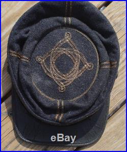 CIVIL WAR VETERAN'S CONFEDERATE KEPI WITH INFANTRY BUTTONS