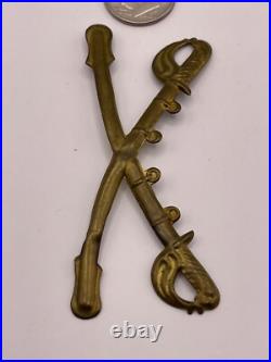 Civil War Cavalry Crossed Sabers Hat Insignia Union or Confederate Aged Patina