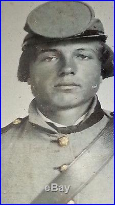 Confederate Soldier Ambrotype Civil War Enfield Rifle Mississippi Kentucky Armed