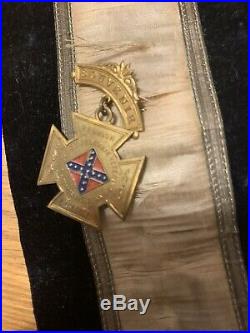 Exceedingly Rare UCV Sash For Displying Reunion Badges Confederate Civil War
