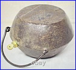 RARE ANTIQUE CIVIL WAR CONFEDERATE ARMY SIGNAL CORPS IRON FUEL CANTEEN WithHANDLE RARE ANTIQUE CIVIL WAR CONFEDERATE ARMY SIGNAL CORPS IRON FUEL CANTEEN WithHANDLE