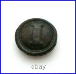 RARE FIND! CONFEDERATE''I'' INFANTRY TIN BACK BUTTON IN 3''x4'' DISPLAY FRAME