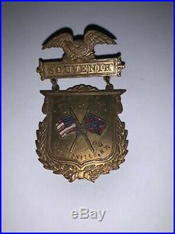 Very Nice Confederate Civil War Veteran UCV Reunion Badge Louisville, Kentucky